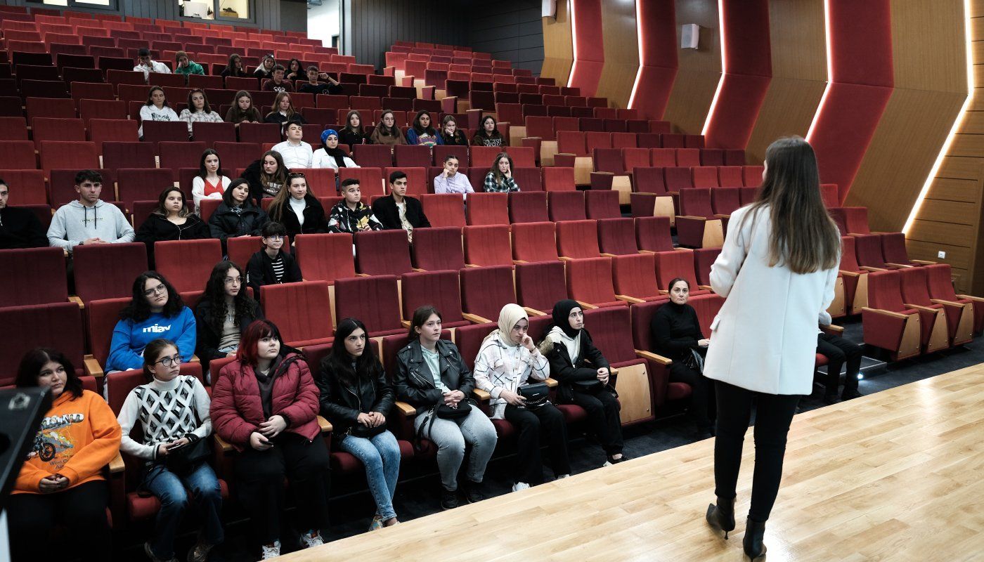 Akşemsettin MTAL Öğrencileri Mudanya Üniversitesinde