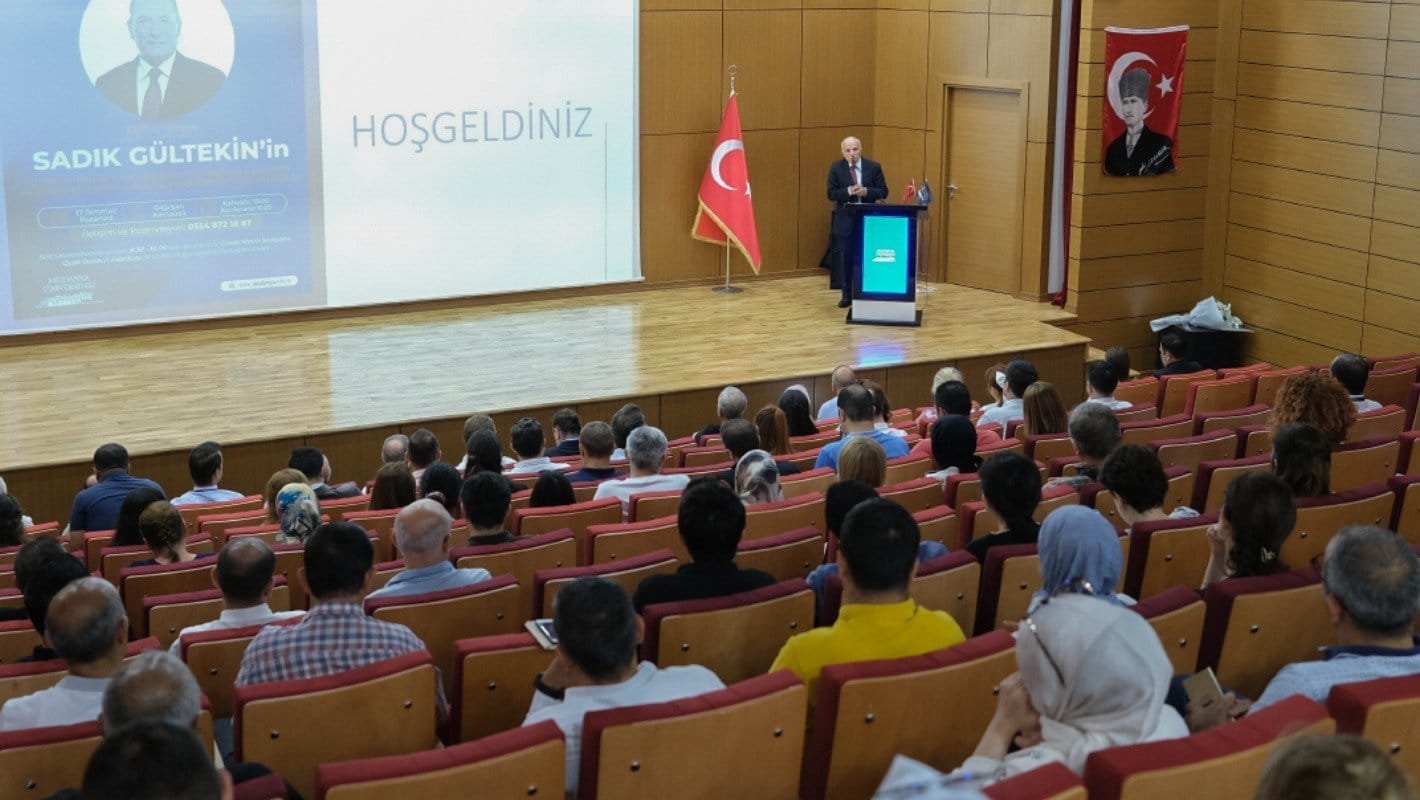 Rehber Öğretmenlere Yönelik Tercih Bilgilendirme Semineri Gerçekleştirildi