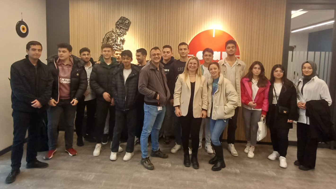 E² Mühendislik Kulübü Öğrencilerinden Şirket Gezisi