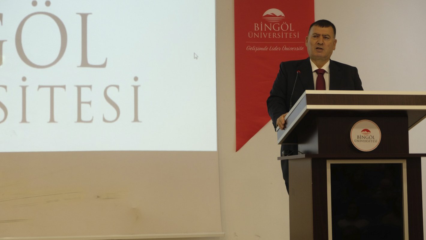 Mütevelli Heyeti Başkanımız Bingöl Üniversitesinde Konuştu