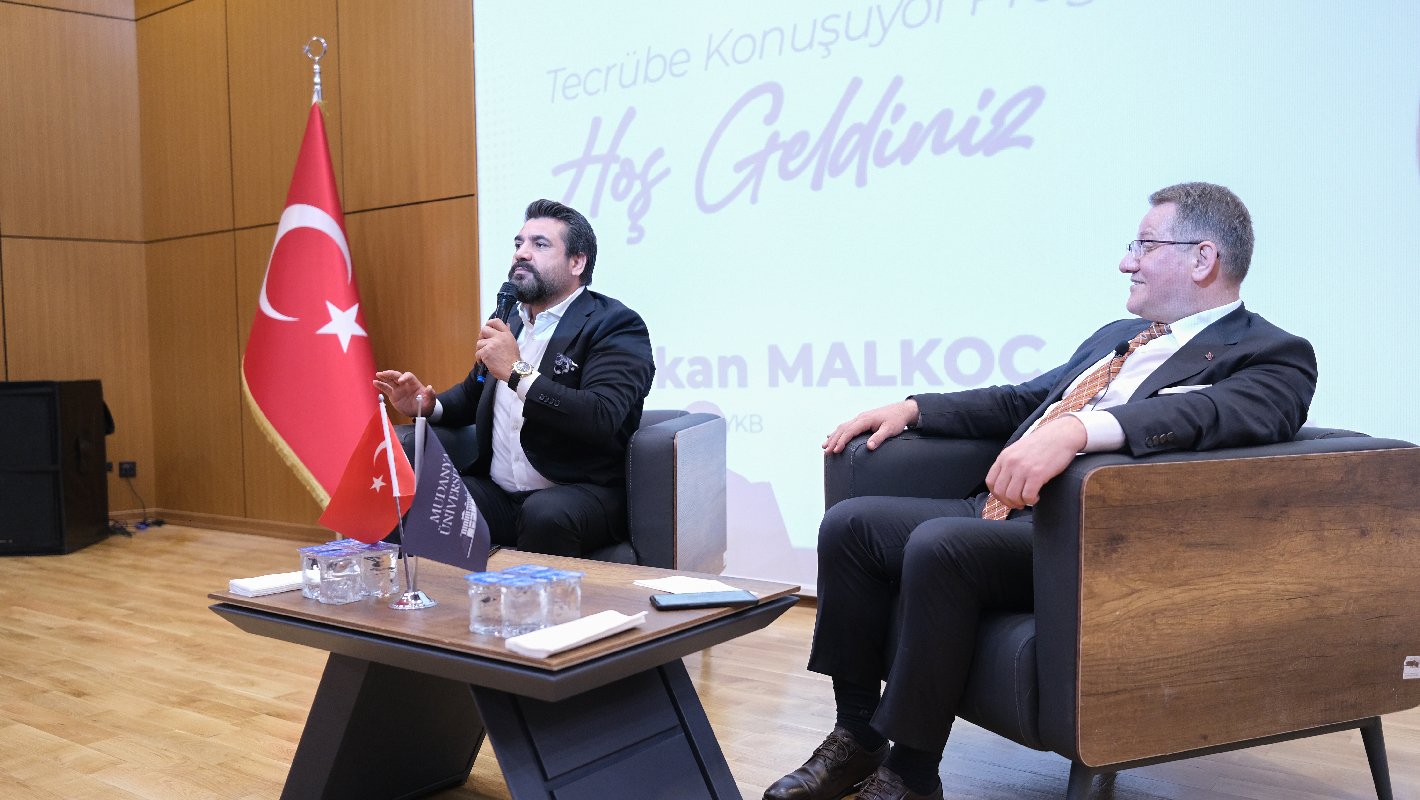 Ünlü Tasarımcı Mudanya Üniversitesi’nde Tecrübelerini Paylaştı