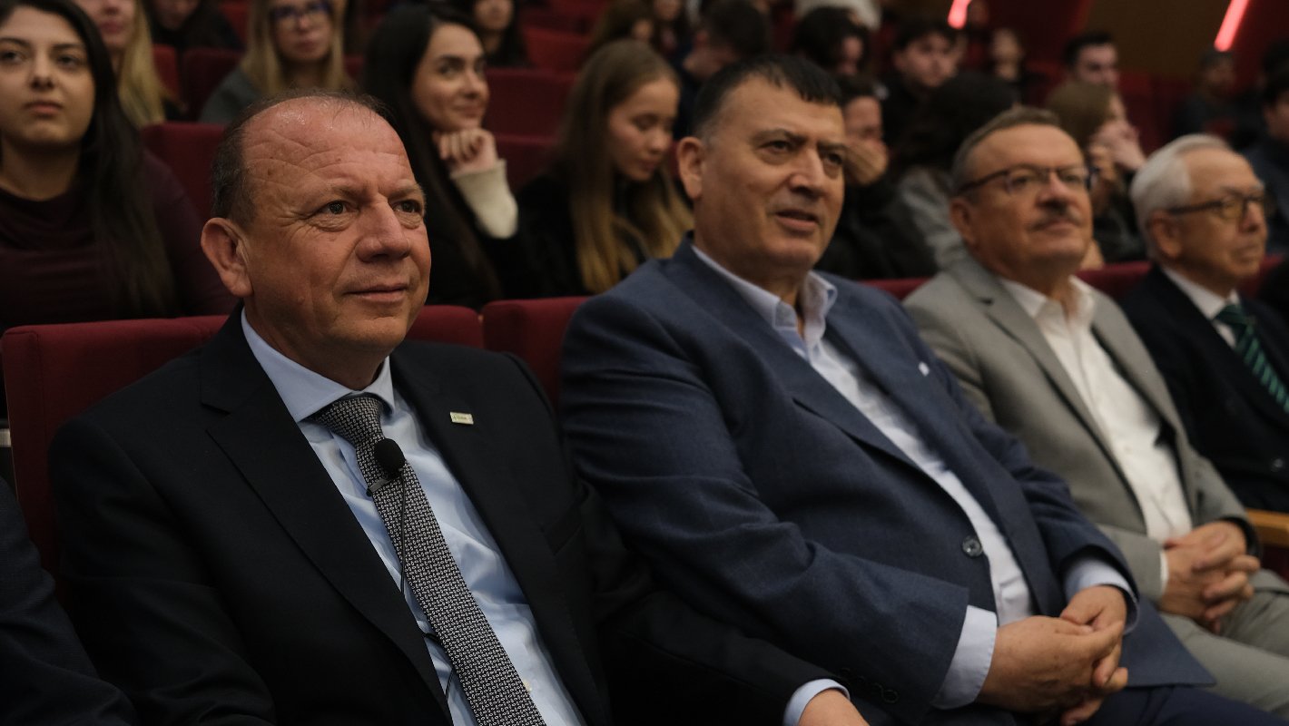 Matlı’dan Gençlere Tavsiye: Değerlerinize Sahip çıkın