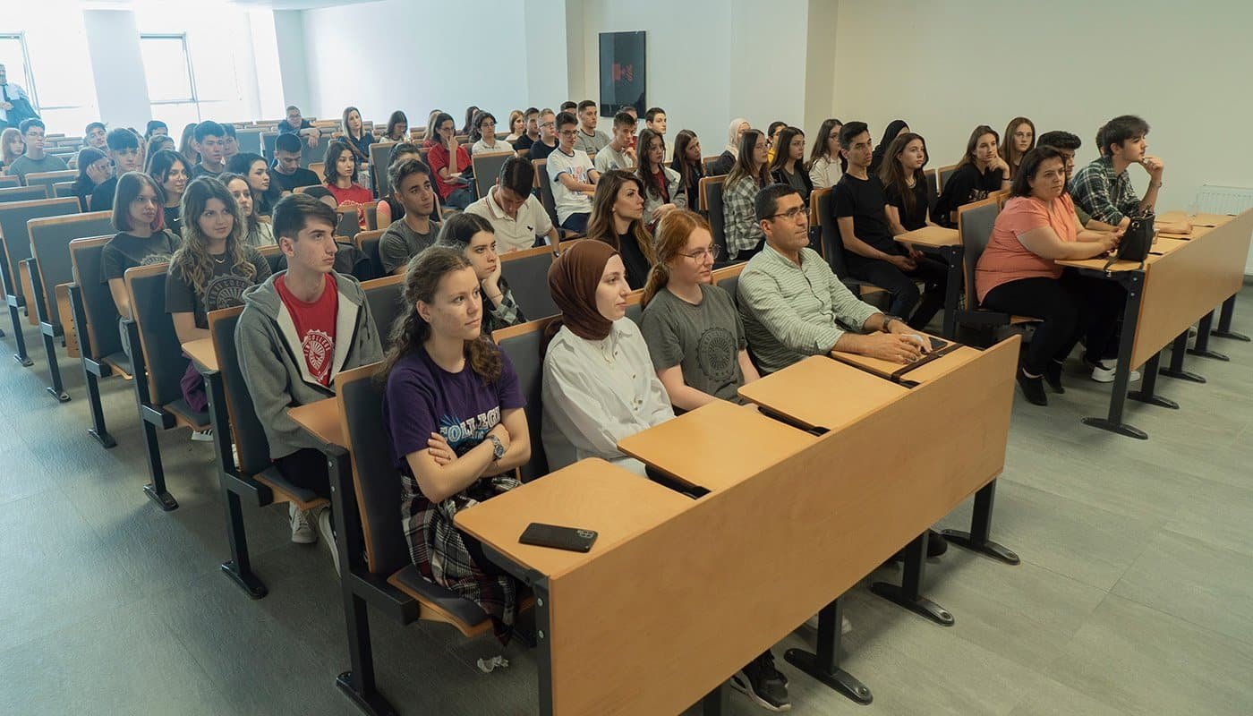 Bursa Sınav Koleji Kuzey Kampüsü öğrencileri üniversitemizde