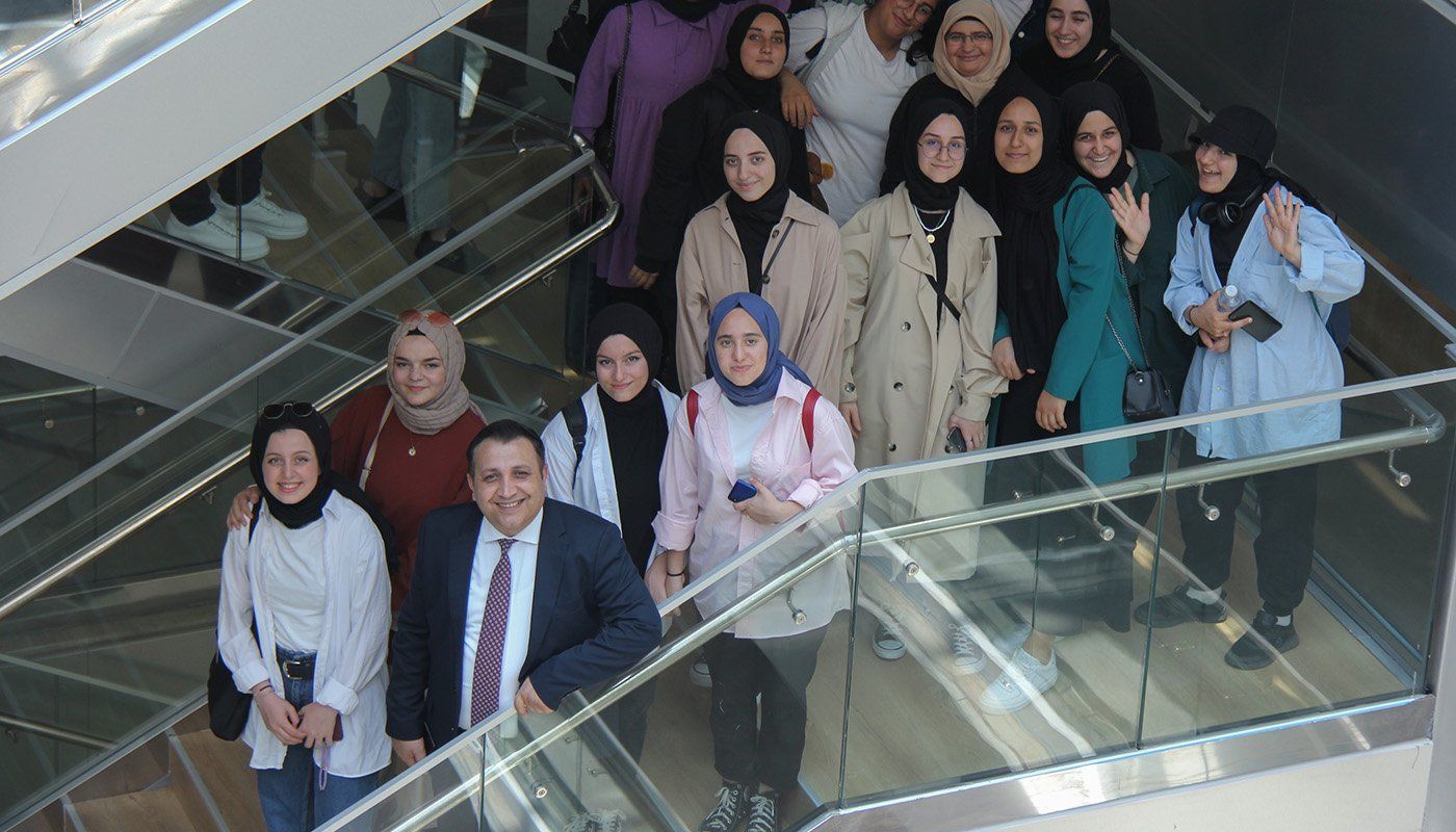 Gülçiçek Hatun Kız Anadolu İmam Hatip Lisesi öğrencileri üniversitemizde