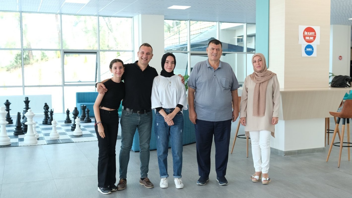 Mudanya Üniversitesinde İlk Kayıt Heyecanı Yaşandı