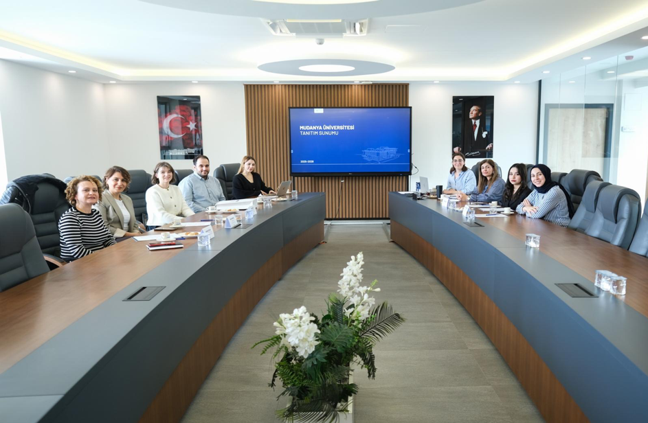 Yüksekokulumuzda Sektörün Öncü Kurumlarıyla Dış Paydaş Toplantısı Gerçekleştirildi
