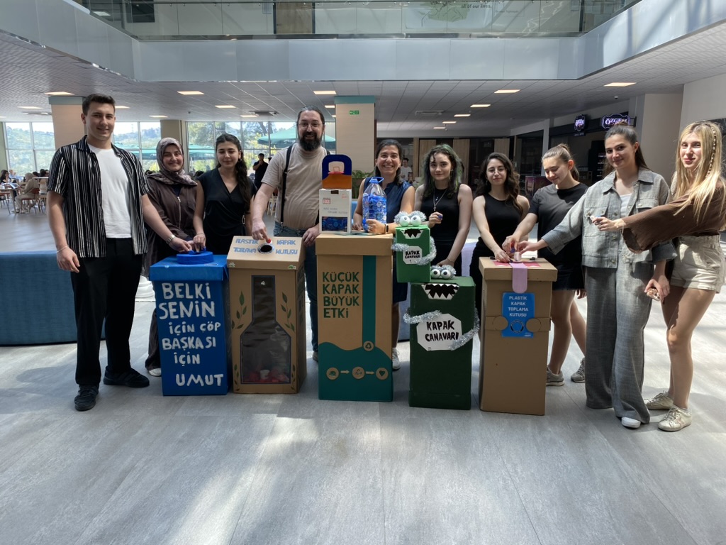 Mavi Kapaklar Umut Olacak