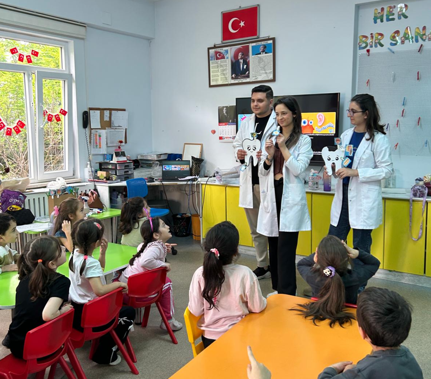 Anaokulu Öğrencilerine Temizlik ve Kişisel Bakım Eğitimi