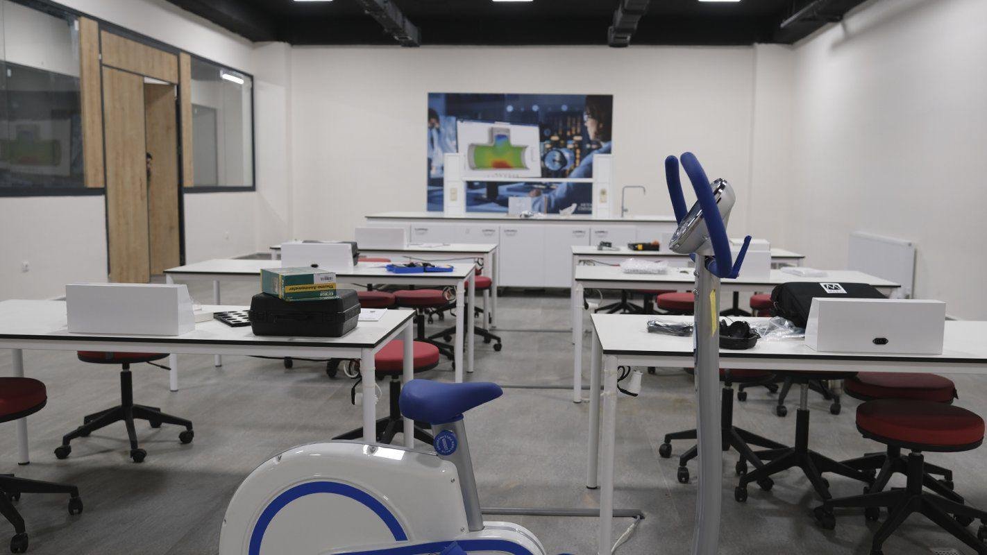 Laboratuvarlar